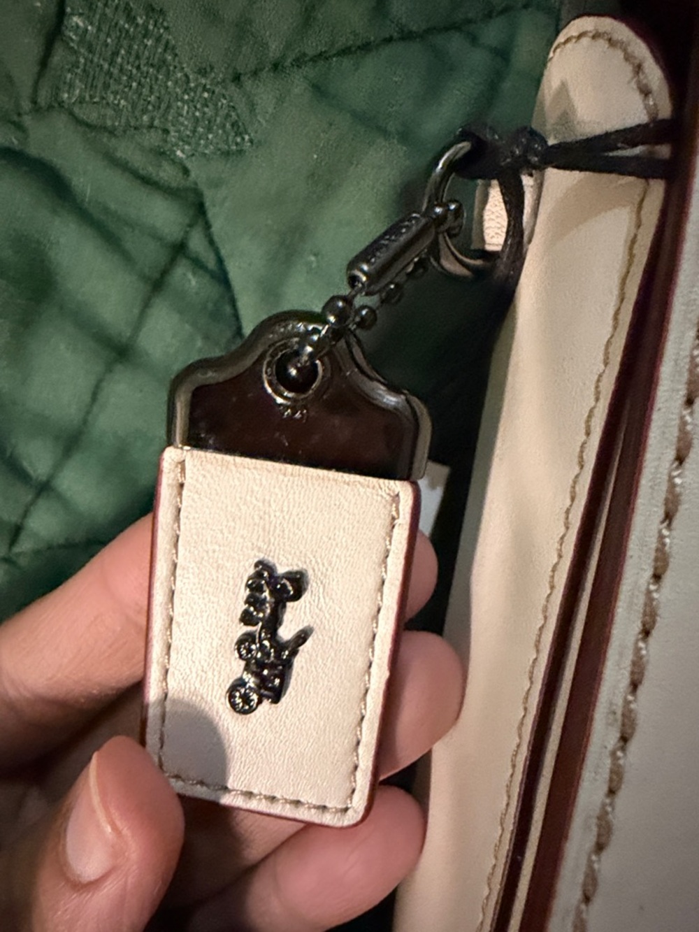 Coach Chalk Dinky 24 NWT - Picture 2 of 8